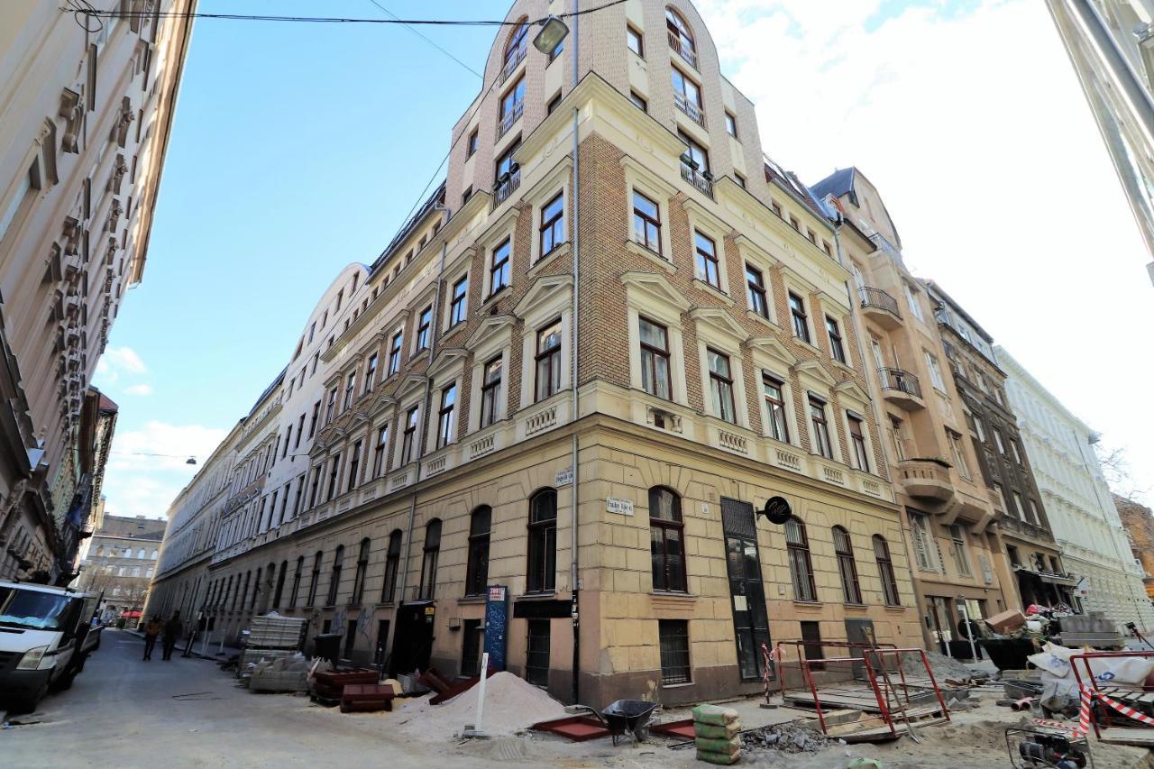 Andrassy Avenue Exclusive Apartment Budapest Exterior photo